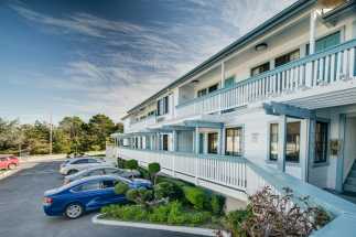 Arbor Inn Monterey - Arbor Inn Exterior