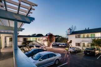 Arbor Inn Monterey - Exterior Parking